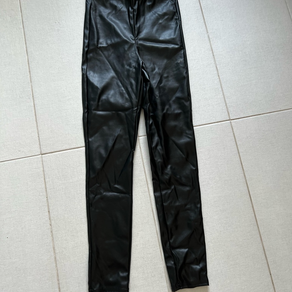 Brand new Missguided faux leather leggings